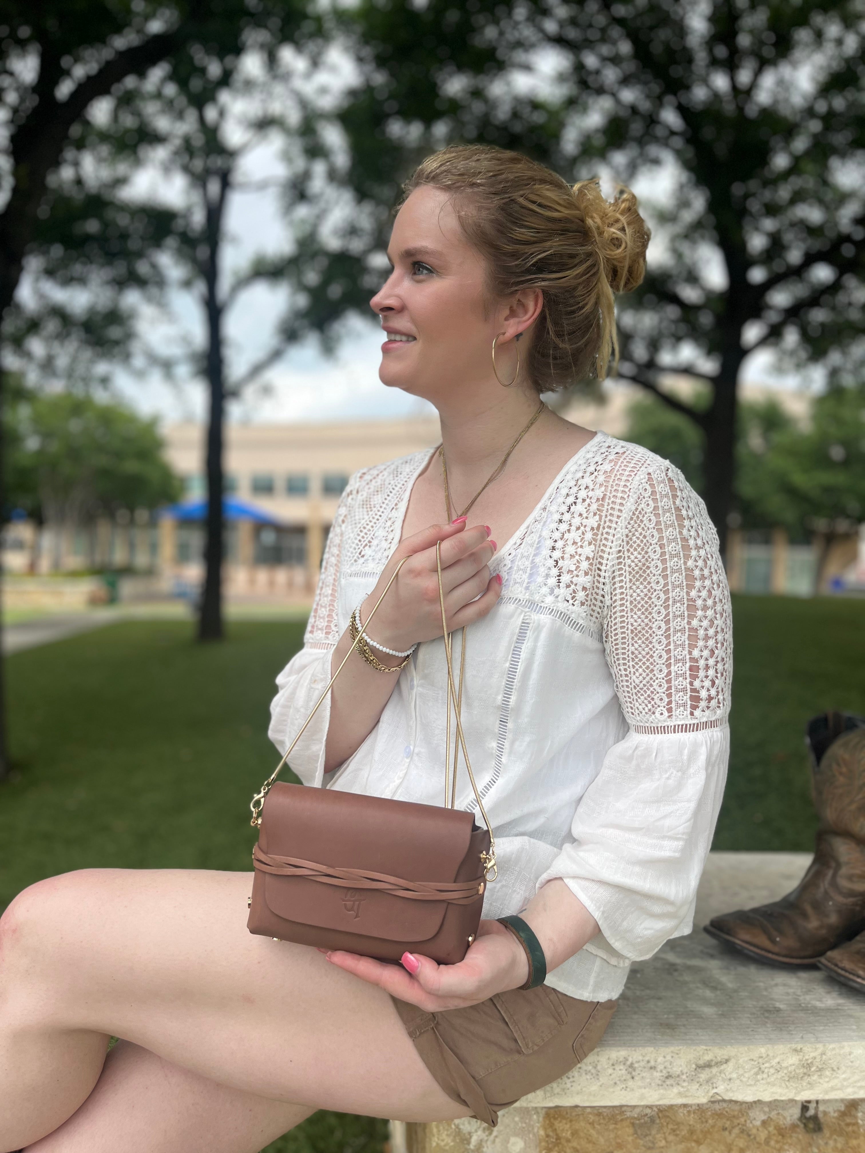 Suzanne Crossbody