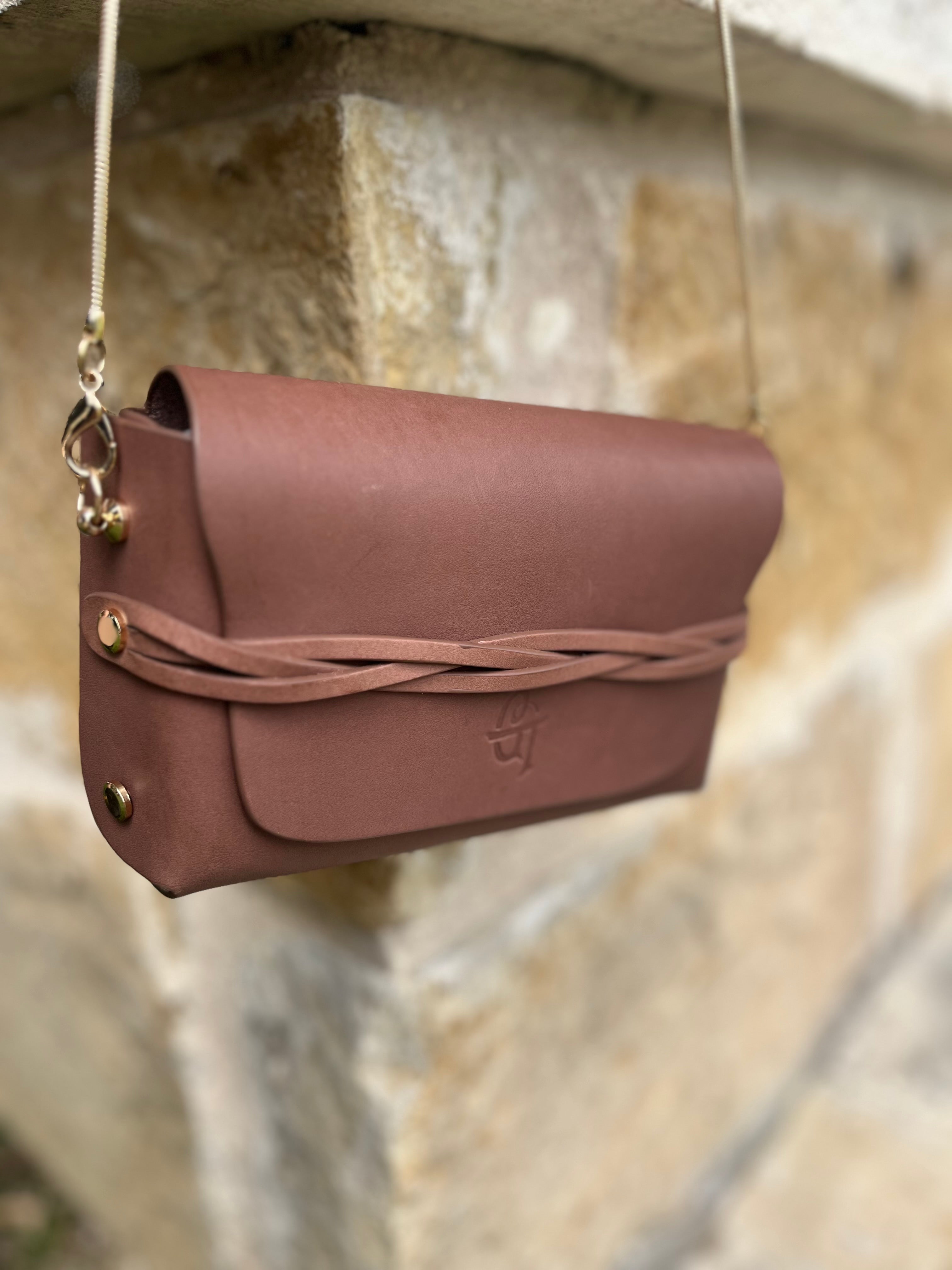 Suzanne Crossbody